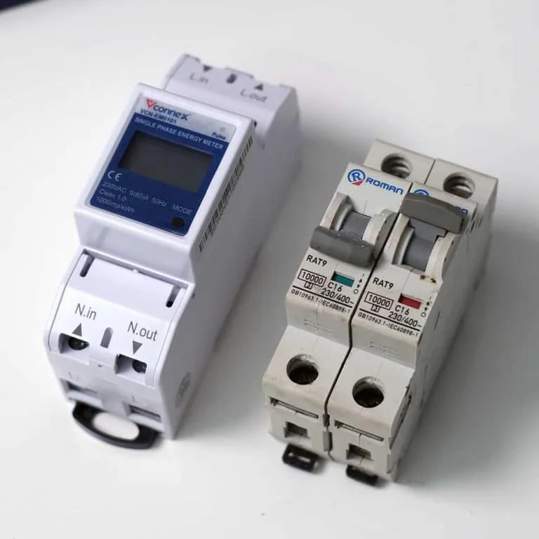 Bộ giám sát tiêu thụ điện năng thông minh Vconnex 3