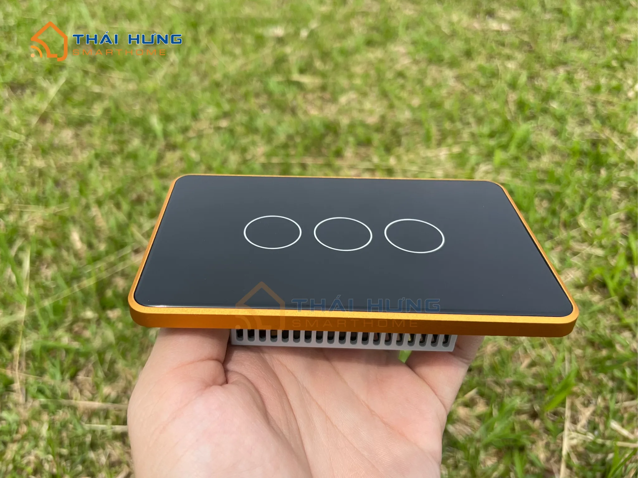 Công tắc thông minh cao cấp viền vàng, Tuya Platform, Zigbee 3.0 5